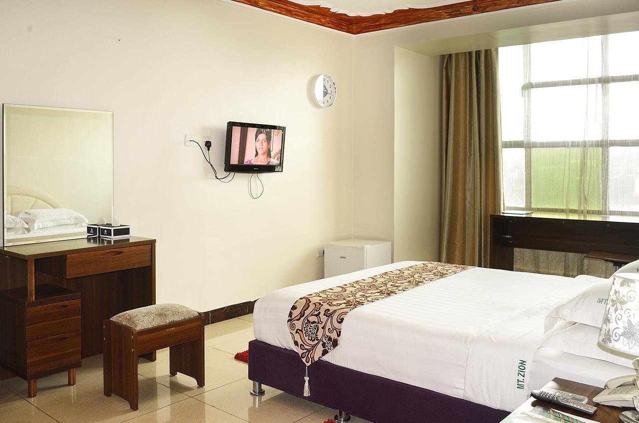 Mt. Zion Hotel Kampala Kültér fotó