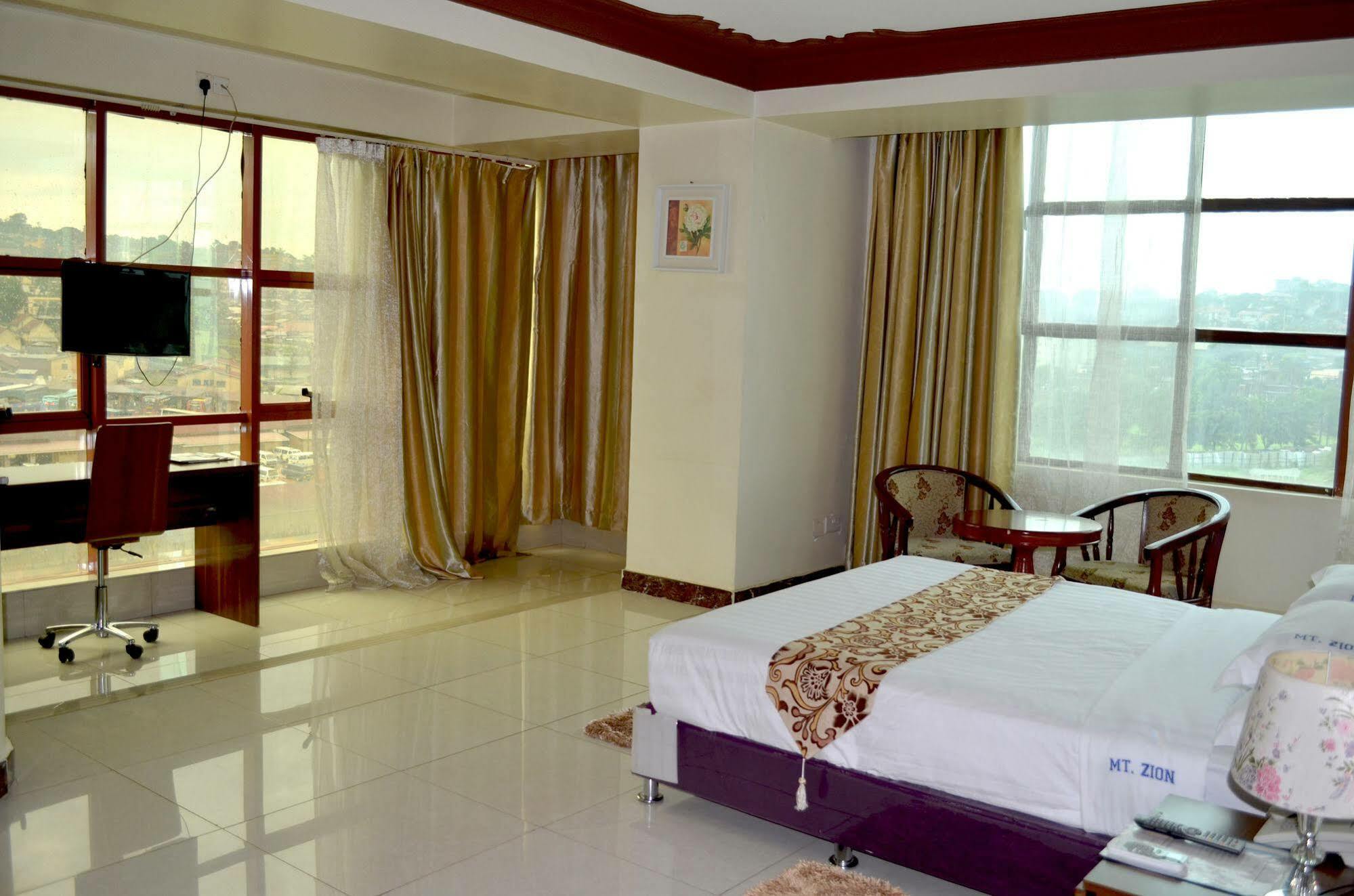 Mt. Zion Hotel Kampala Kültér fotó
