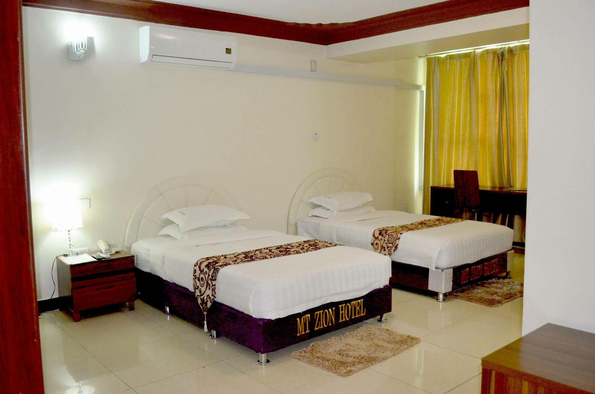 Mt. Zion Hotel Kampala Kültér fotó